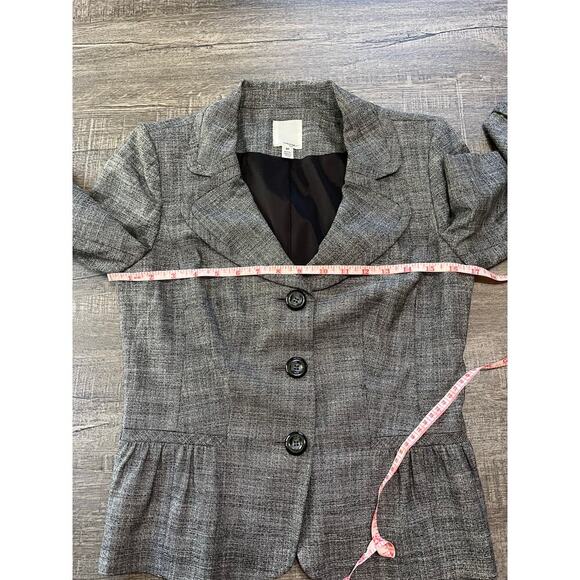 Halogen Button Down Preppy Business Grey Blazer, Size 4P - Picture 3 of 5